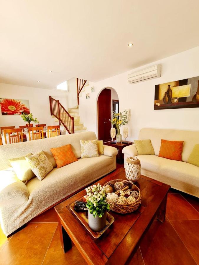 Villa Lorena Sa Caleta Luaran gambar